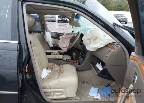 2001 Infiniti Q45 z USA, uszkodzony, nr VIN JNKBY31A51M101506